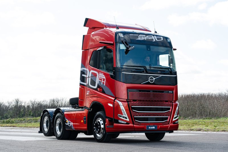 Volvo Trucks Argentina presenta el FH Edición 30 Años