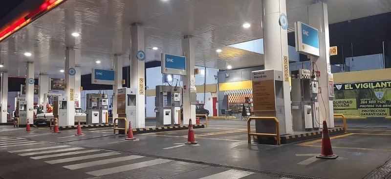 Estaciones de servicio enfrentan caída de ventas