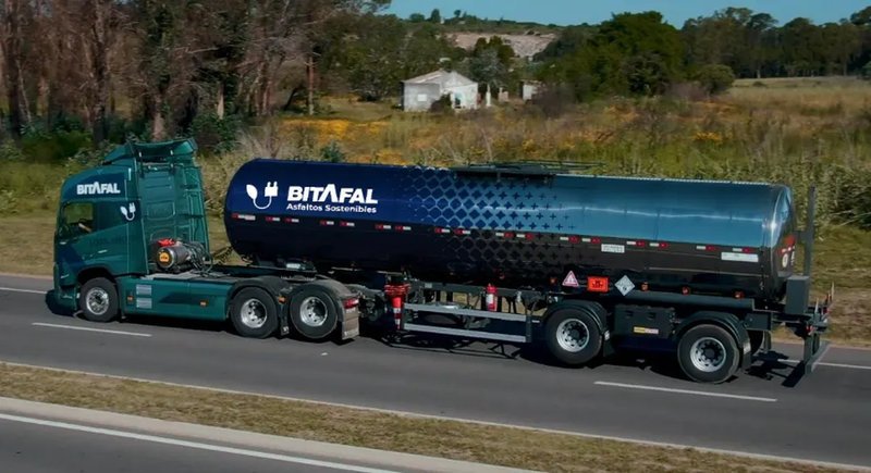 Electrolinera solar autónoma en Ruta 8