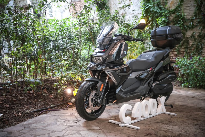 BMW C 400 X: nuevo scooter urbano de 350 cc