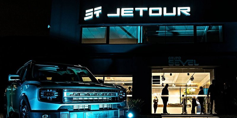 Jetour T1: nuevo SUV y showroom de la marca