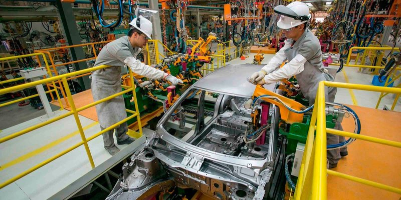 Caída de la manufactura automotriz en México