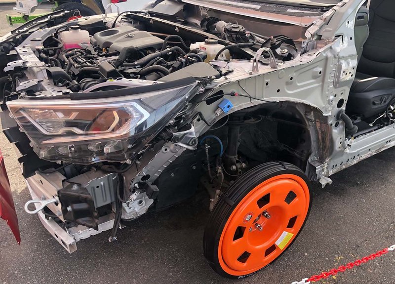 Éxito total de EMYVEC en la 3ra. Expo Reparación Automotriz