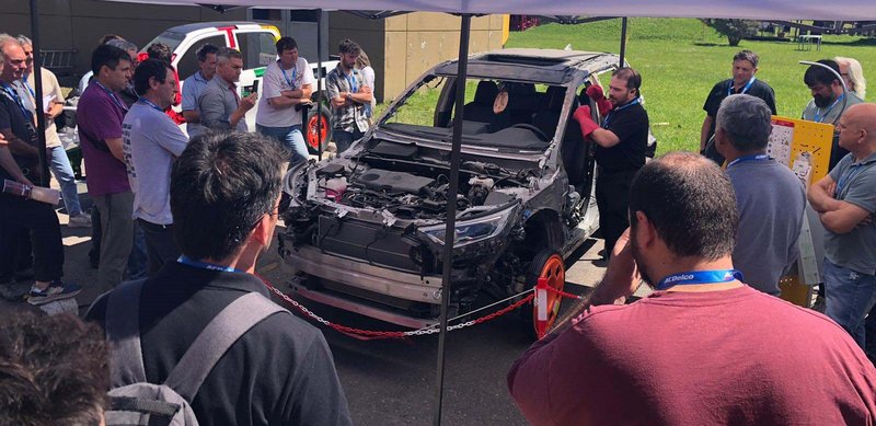 Éxito total de EMYVEC en la 3ra. Expo Reparación Automotriz