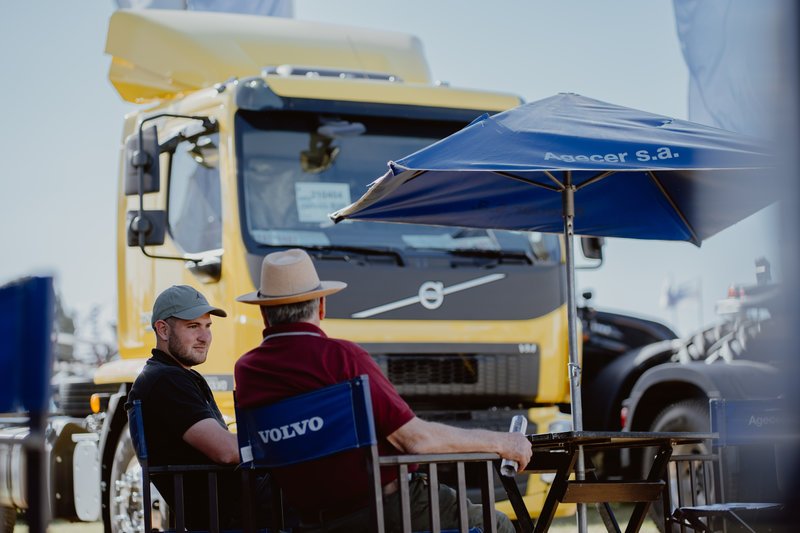 Agecer presentó soluciones Volvo en Expo Río Cuarto