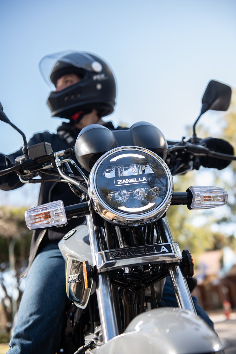 Zanella renueva su línea Street con RX 150