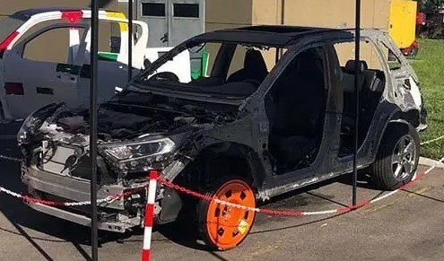 Guni X en reparación de autos eléctricos e híbridos