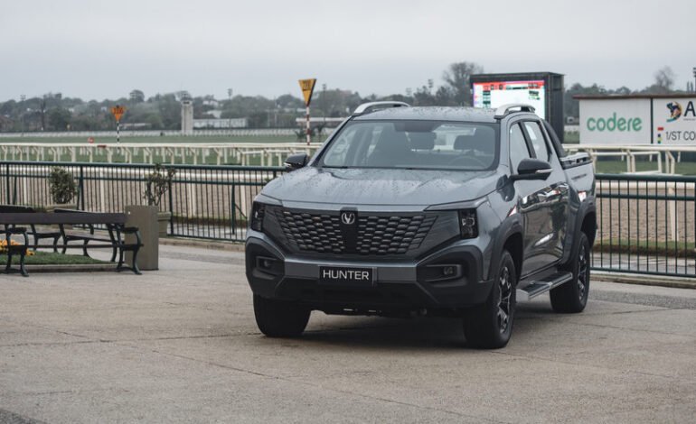 Changan presentó la Hunter híbrida enchufable en Uruguay