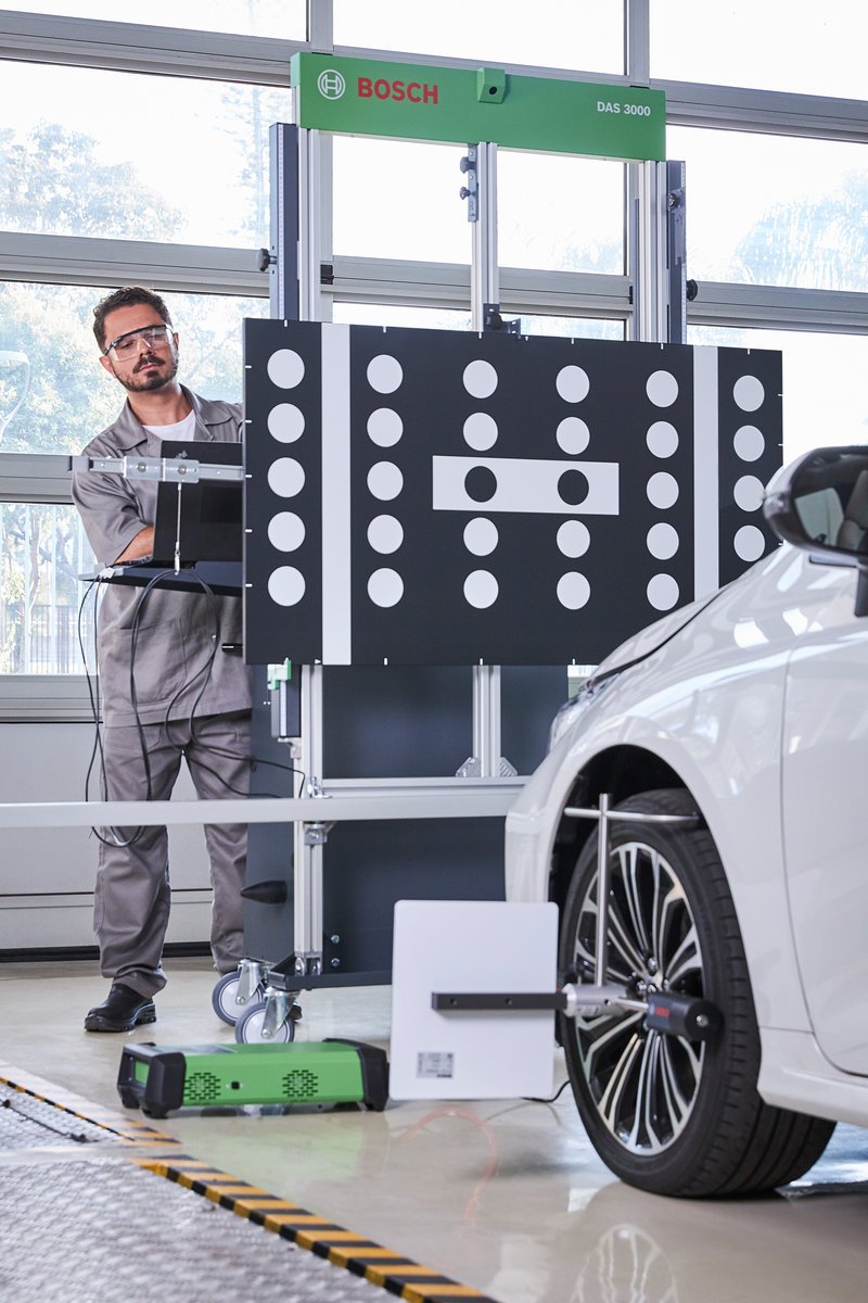 Bosch cumple 25 años del Control de Crucero ACC