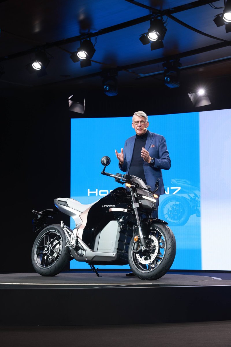 Honda WN7: debut mundial de la moto eléctrica