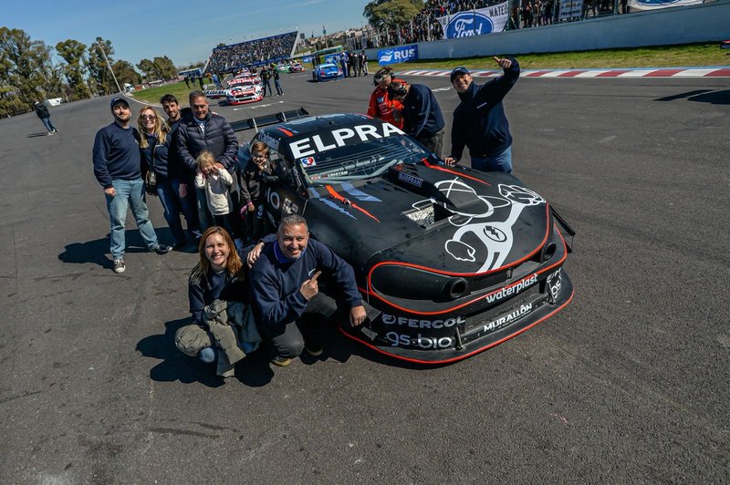 Cuarenta y tres años de trabajo, confianza y compromiso