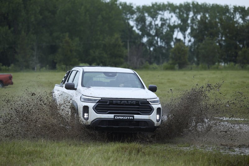 Nueva RAM DAKOTA: Ficha Técnica