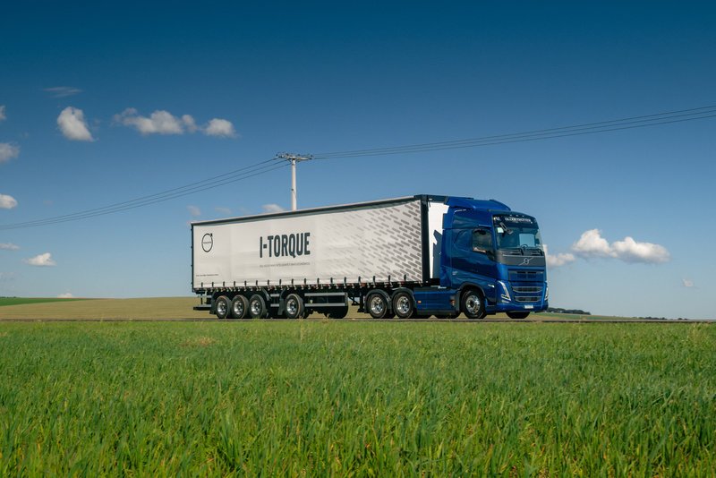 Volvo FH 500 6×2 2026 con tecnología I-Torque