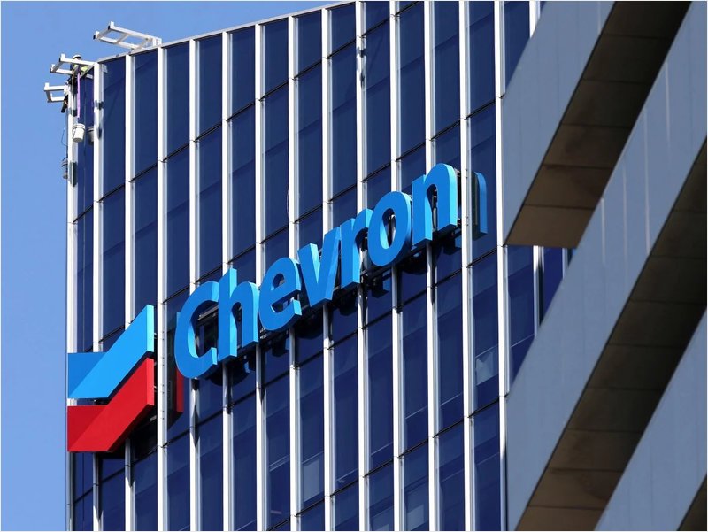 Dapsa y Chevron sellan acuerdo para vender combustibles