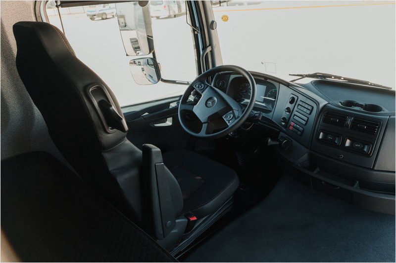 Mercedes-Benz lanza nuevo Axor 2026