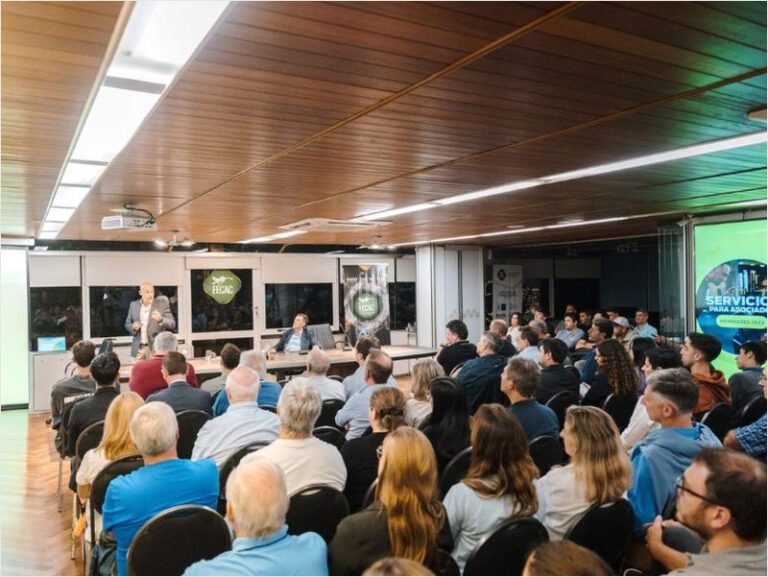 FECAC inicia ciclo de capacitaciones