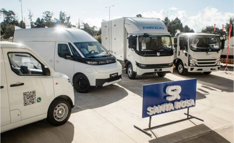 Santa Rosa presentó camiones y eléctricos de Iveco, JMC y Farizon en Expo Construye 2026.