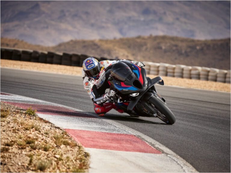BMW lanza la nueva M 1000 RR