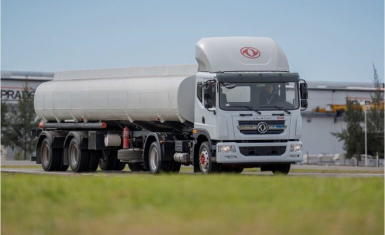 Dongfeng incorpora el Captain D 1830 Tractor