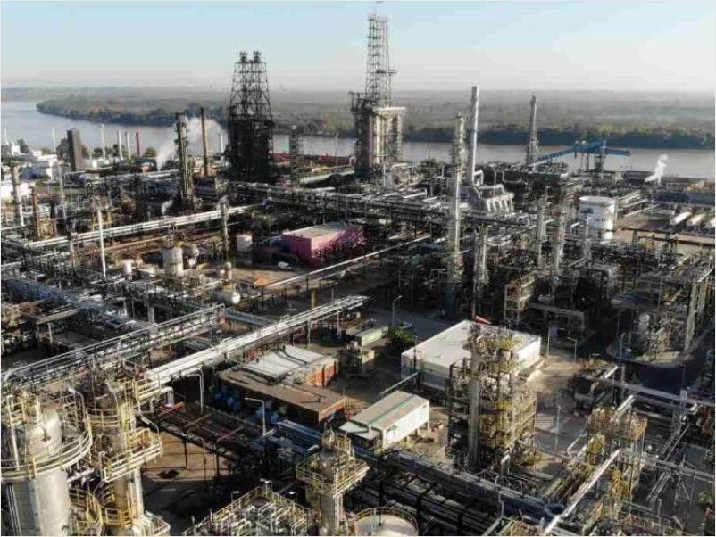 Refinerías: el futuro de los combustibles
