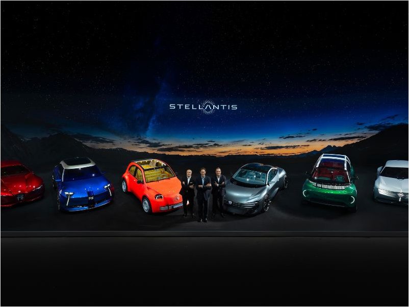 Stellantis presentó seis concept cars en París