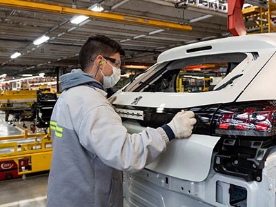 Retrocedió la producción automotriz en febrero