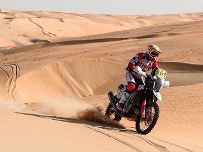El equipo Hero Motosports, en el desafío del desierto de Abu Dhabi