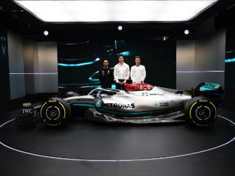 Mercedes-Benz deslumbró con su nueva versión de F1