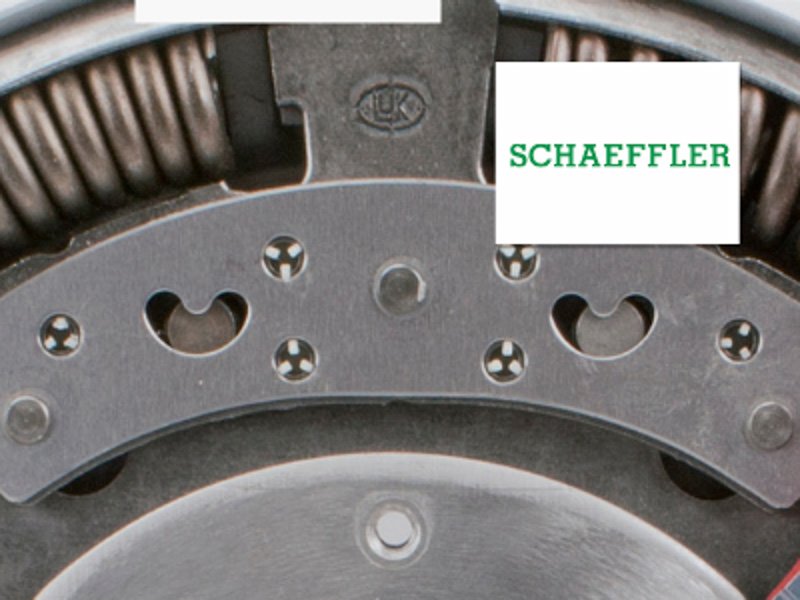 Volante bimasa con amortiguador de péndulo centrífugo