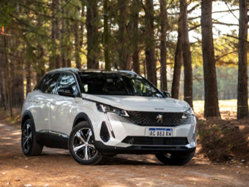 El Peugeot 3008 híbrido, en Argentina