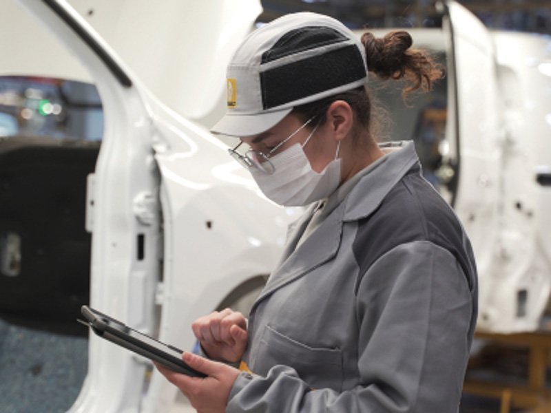 Más empleados y más producción para Renault