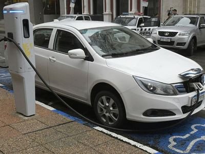 Nuevas reglas para importar eléctricos