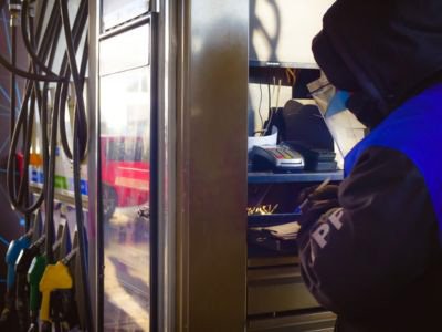 El Gobierno congeló el precio de los combustibles