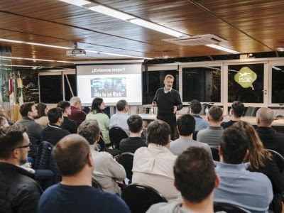 La Revolución de la Inteligencia Artificial en Nuestro Negocio