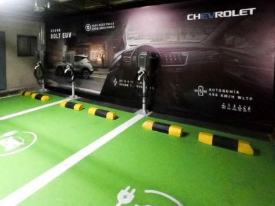 Nuevos puntos de carga para eléctricos en Colombia