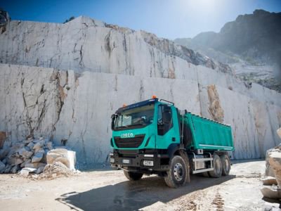 El Trakker Hi-Land 6×4 y el Stralis Hi-Road 6×4