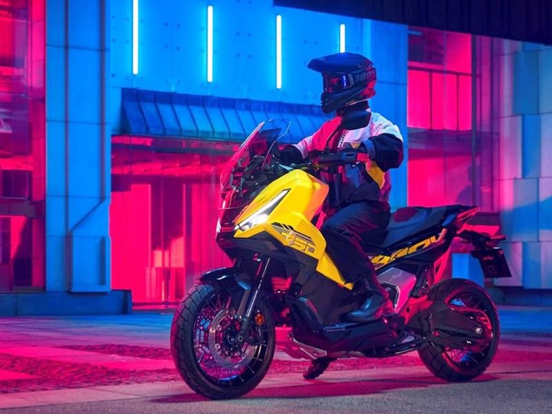 La nueva Honda X-ADV 2025: diseño y tecnología mejorados
