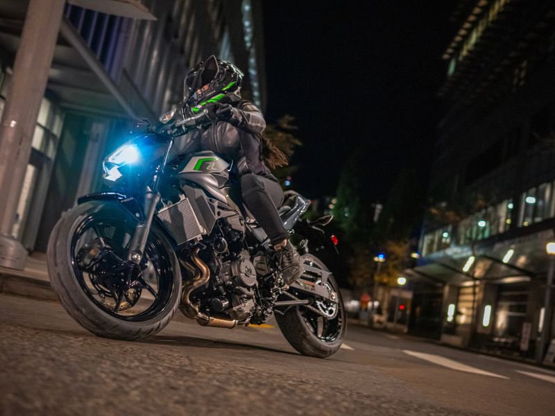 Novedades Kawasaki Z500 y Z500 SE