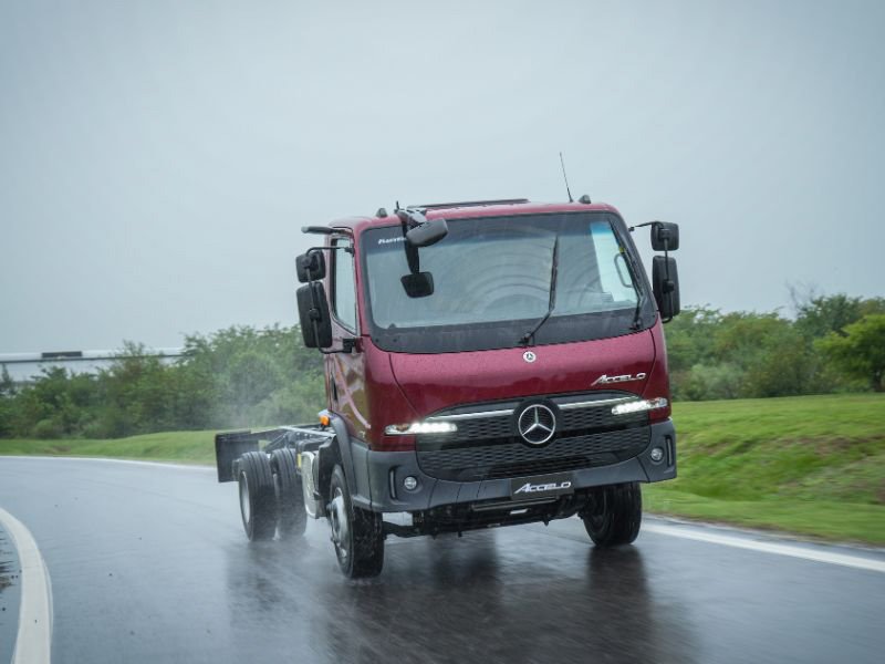 Mercedes-Benz y su enfoque en seguridad peatonal y vial