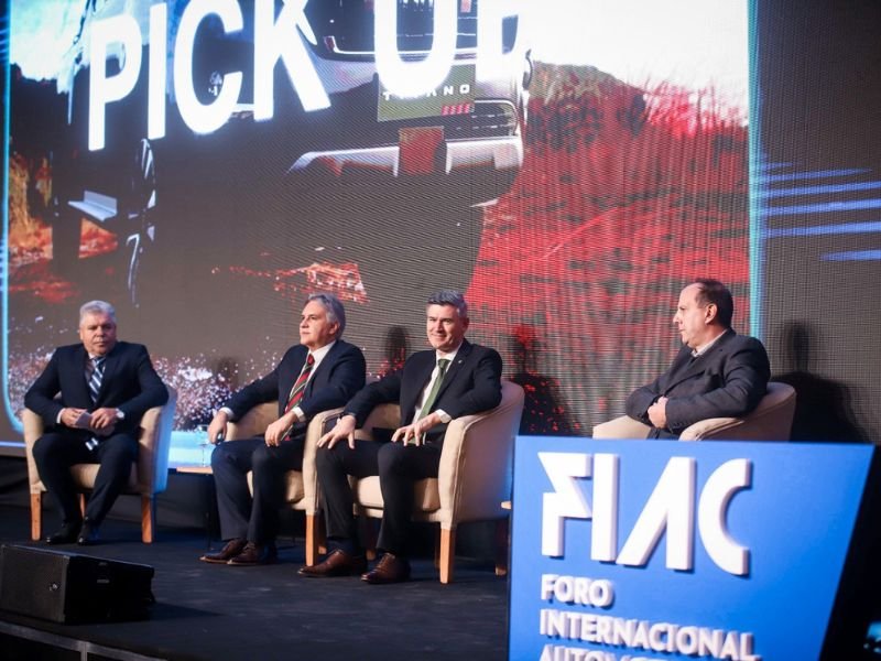 Primer Foro Internacional Automotriz en Córdoba