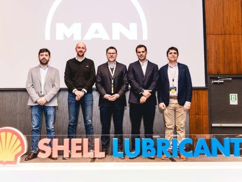 Shell y Porsche Chile firman acuerdo de lubricantes