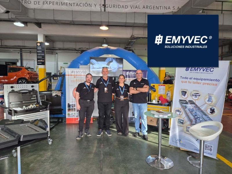 Éxito total de EMYVEC en la 3ra. Expo Reparación Automotriz