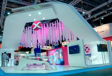 AXION energy presente en el 7° Salón del Automóvil de Buenos Aires