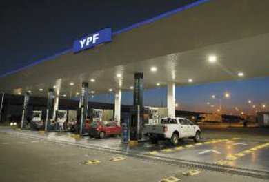 YPF reorganiza su equipo de gestión para impulsar su expansión y transformación