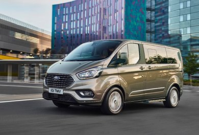 Ford sigue innovando en nuevas tecnologías para el transporte de pasajeros