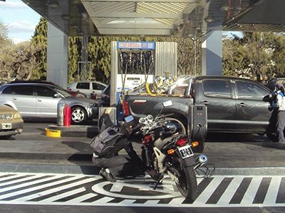 Aceite para Autos NO Aceite para Motos