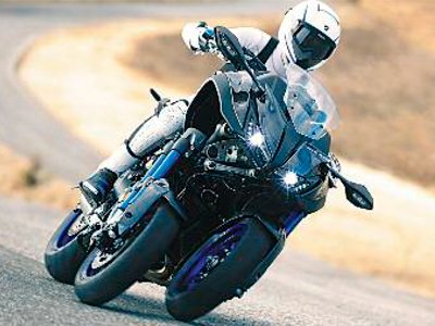 Yamaha Niken 2018: 3 ruedas y 3 cilindros