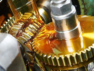 Las cinco preguntas frecuentes sobre los lubricantes para una moto