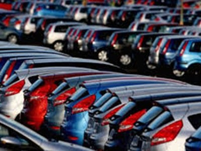 Caen las ventas de automóviles en Europa