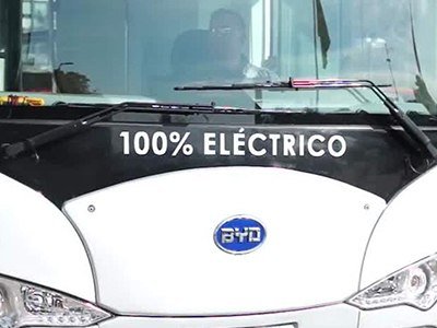 Chile pionero en flota de autobuses eléctricos